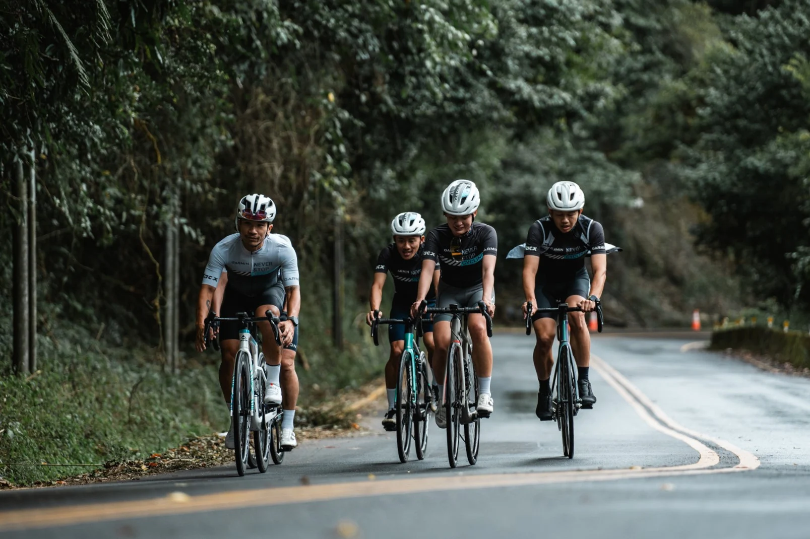 5-ways-to-help-stay-safe-while-cycling
